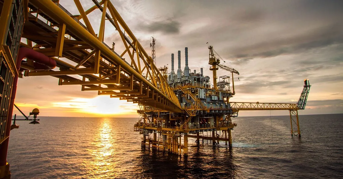 Fracking in Oil and Gas Production: Balancing Energy Needs & Environmental Impact 2025 1 Understanding the Fracking in Oil and Gas Production Process